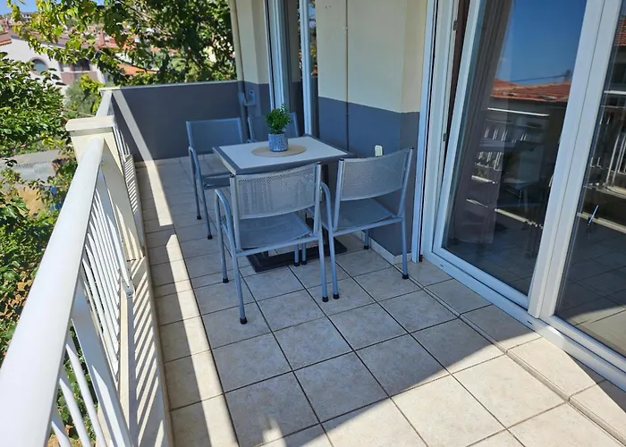 Magafinis 公寓 Prínos